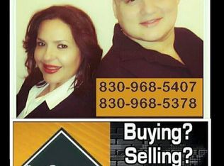 114 Sunset Loop, Eagle Pass, TX 78852