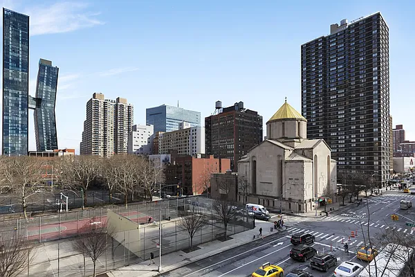 Rented by Cooper & Cooper Real Estate | media 8