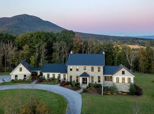 563 Hickory Point Trl, Penn Laird, VA 22846