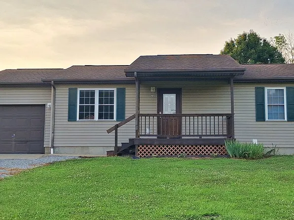 44 W Patrician Ct, Chillicothe, OH 45601
