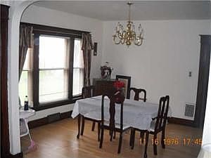 5th image of 72 Remington Pl