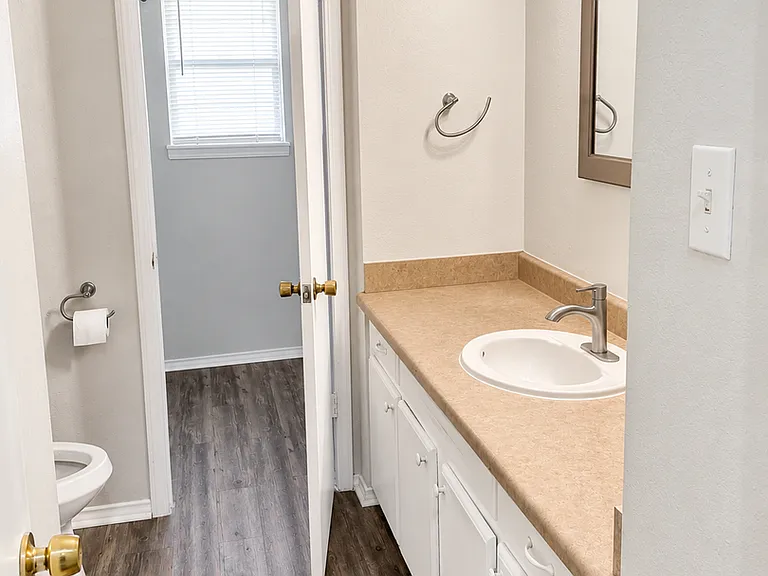 3508 Meadowbrook Dr — Photo 9