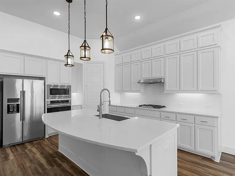 2025 Saint Andrews Dr — Photo 11