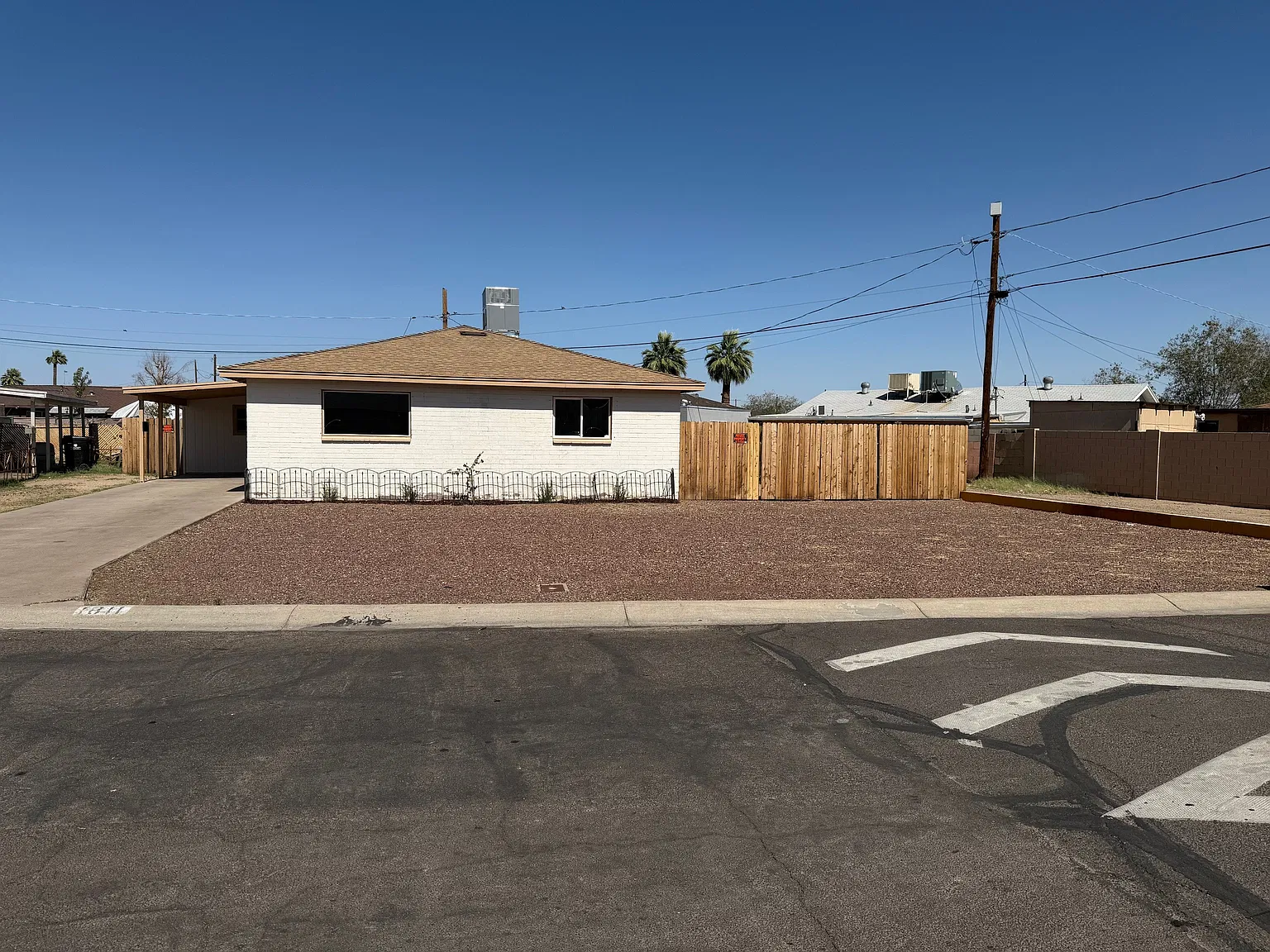 3 bed, 1080 sqft, $1,750 — Photo 1