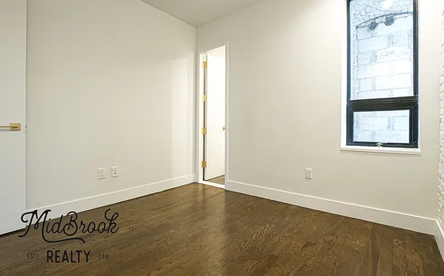 Rented by Midbrook Realty, LLC | media 11