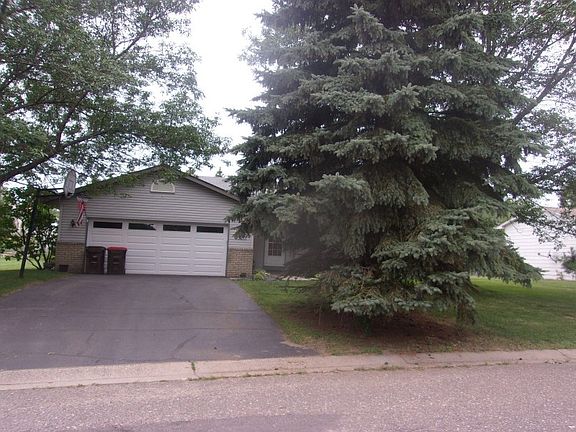 3rd image of 4320 Hamlet Ave N