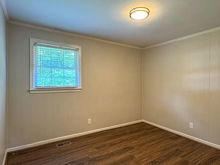 6614 Johnston St S — Photo 10