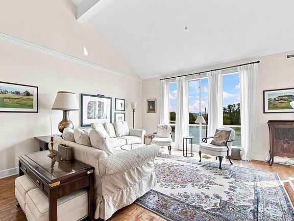 3rd image of 3 Renaissance Sq #411