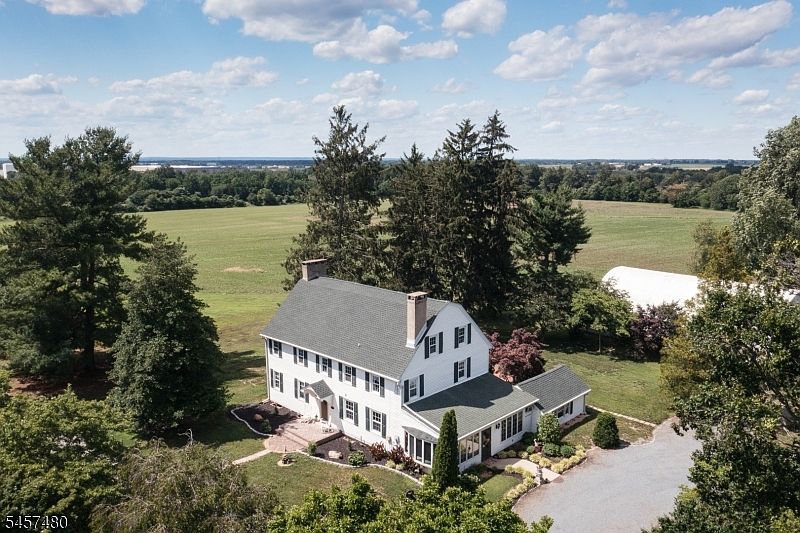1st image of 92 Warner Rd