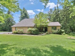 3146 Woodlea Rd, Orefield, PA 18069