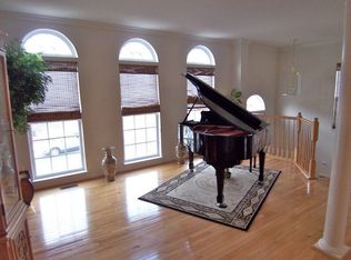 1535 Grosbeak Ct, Woodbridge, VA 22191