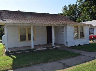 416 N 8th St, Enid, OK 73701