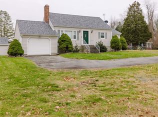 107 & 107R Walker St, Swansea, MA 02777