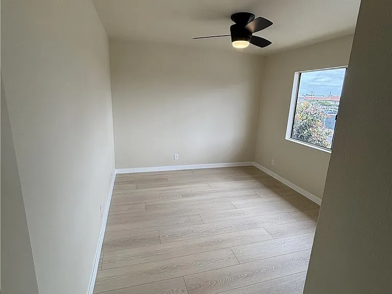 9229 Stewart And Gray Rd #A — Photo 14