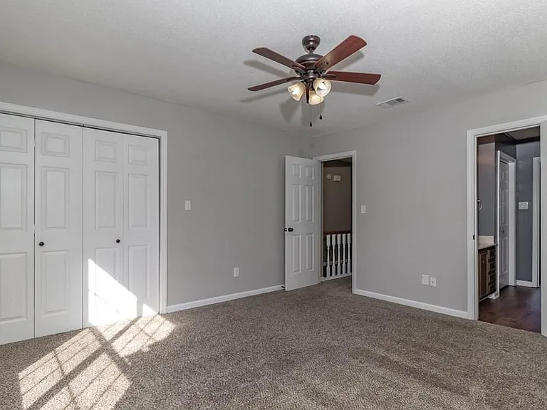2018 Briar Ct — Photo 4