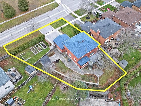 3rd image of 178 Waratah Ave