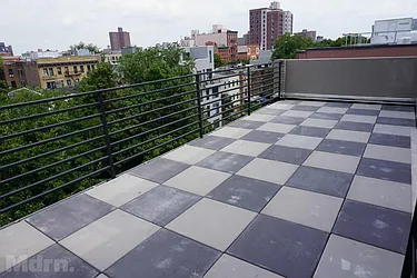 Rented by Mdrn Residential