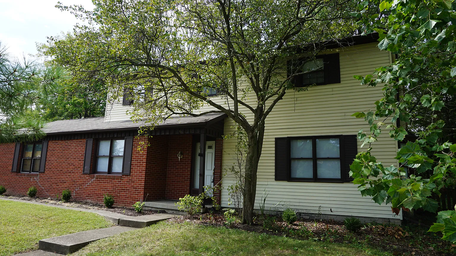 625 Hunt Valley Dr photo 1