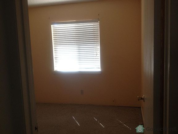 4th image of 2606 Aquatic Ln