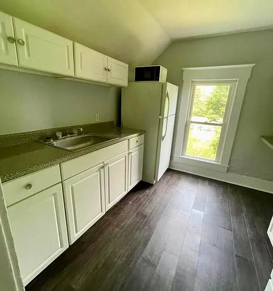 952 Emerson Ave #3 — Photo 4