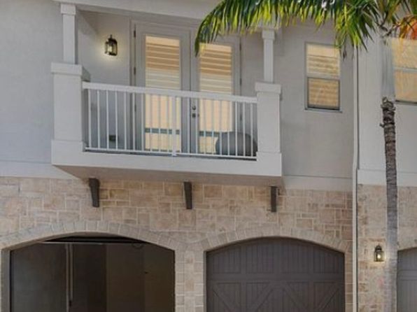 100 NW 69th Cir Unit 11