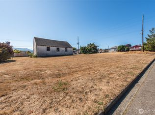 707 S B St, Port Angeles, WA 98363