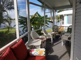 10722 Red Cardinal Cir, Estero, FL 33928