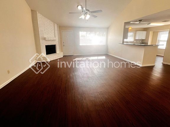 4th image of 1431 Fieldstone Dr