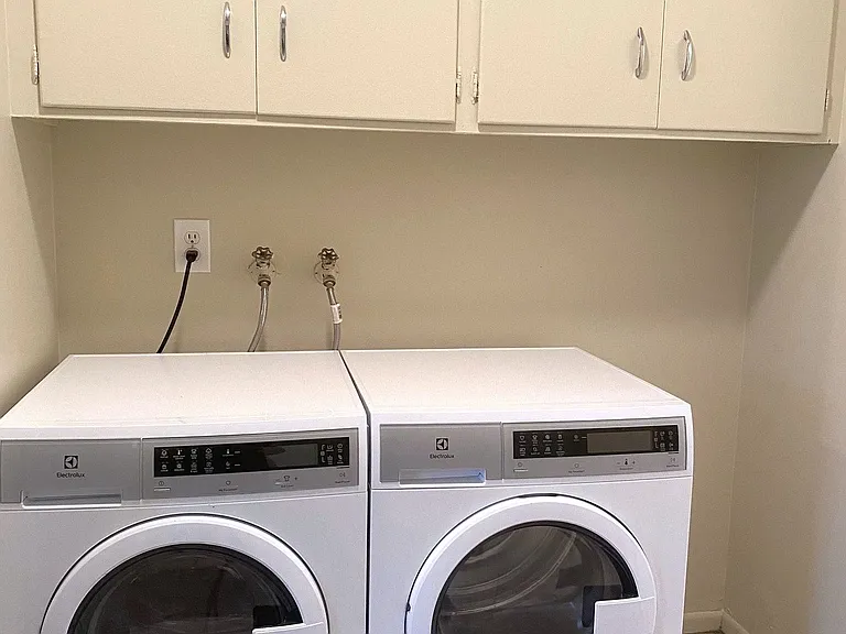 Ramona — Photo 10
