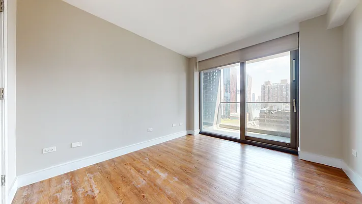 Rented by Bond New York | media 55