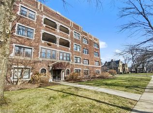 2425 N Park Blvd APT 1, Cleveland, OH