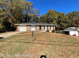 8207 Huntington Dr, Jonesboro, GA 30238