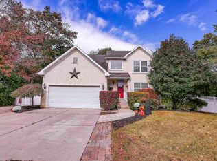 4 Paddock Rd, Egg Harbor Township, NJ 08234