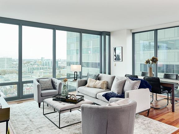 2nd image of 2101 Market St Unit 3407