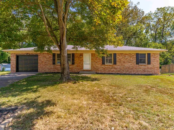 6800 Oakmont Ct, Newburgh, IN 47630