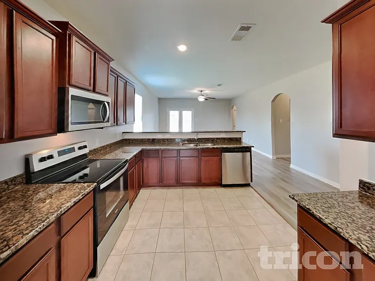 116 Thorton Vine Dr — Photo 6