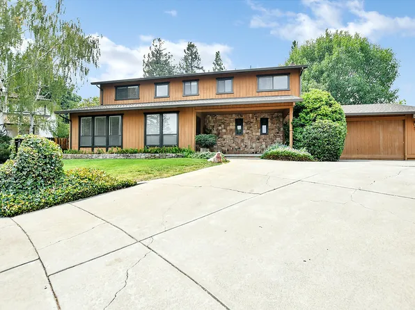 318 Bluerock Ct, Antioch, CA 94509