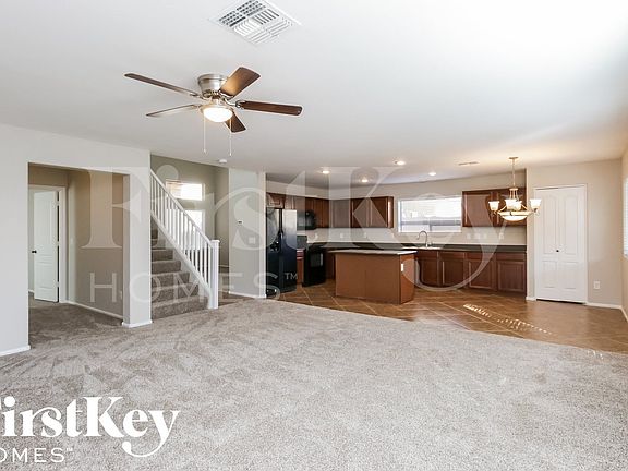 5th image of 343 W Hereford Dr