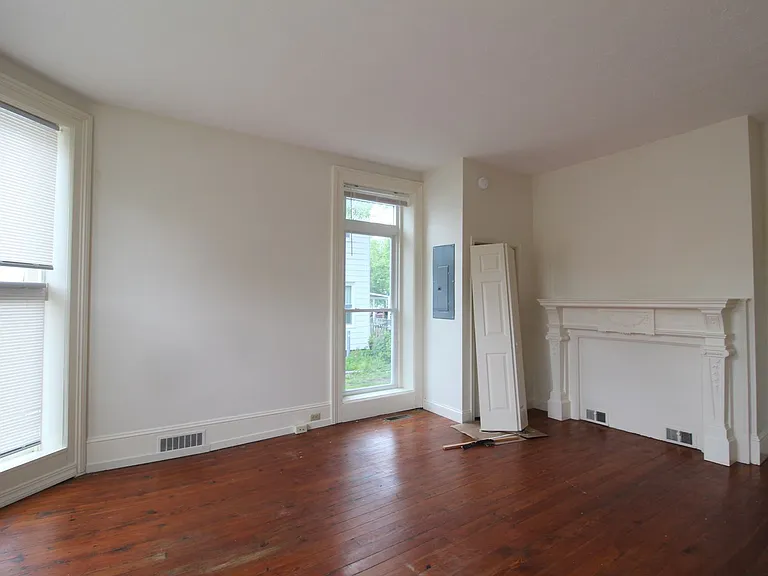 330 N High St #101 — Photo 5