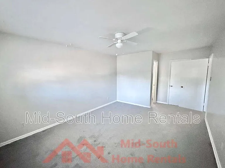 25 N Idlewild St #10 — Photo 8
