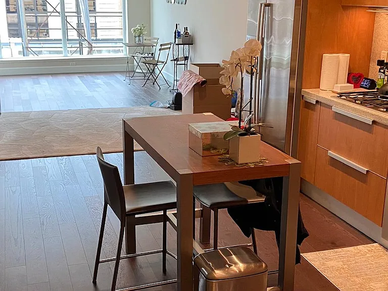 1920 4th Ave #407 — Photo 3