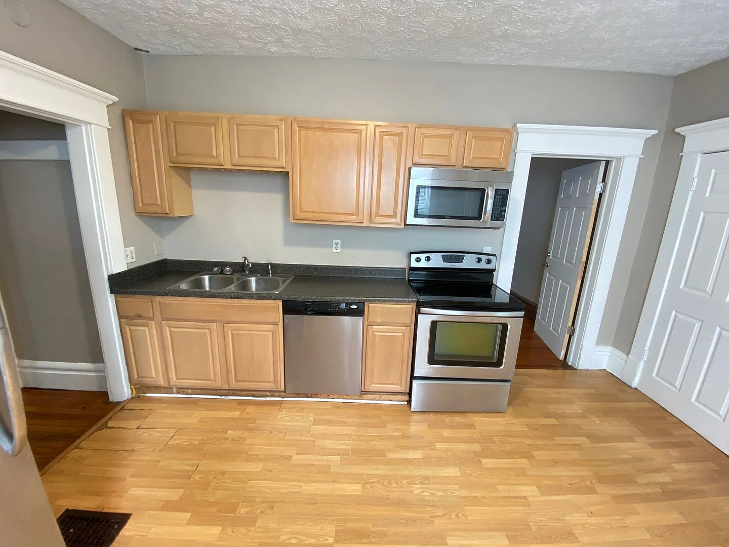 E Northwood Ave 171 BAC — Photo 3