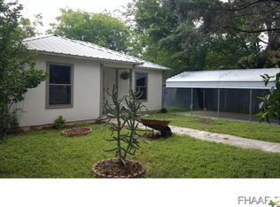 224 S 21st St, Gatesville, TX 76528