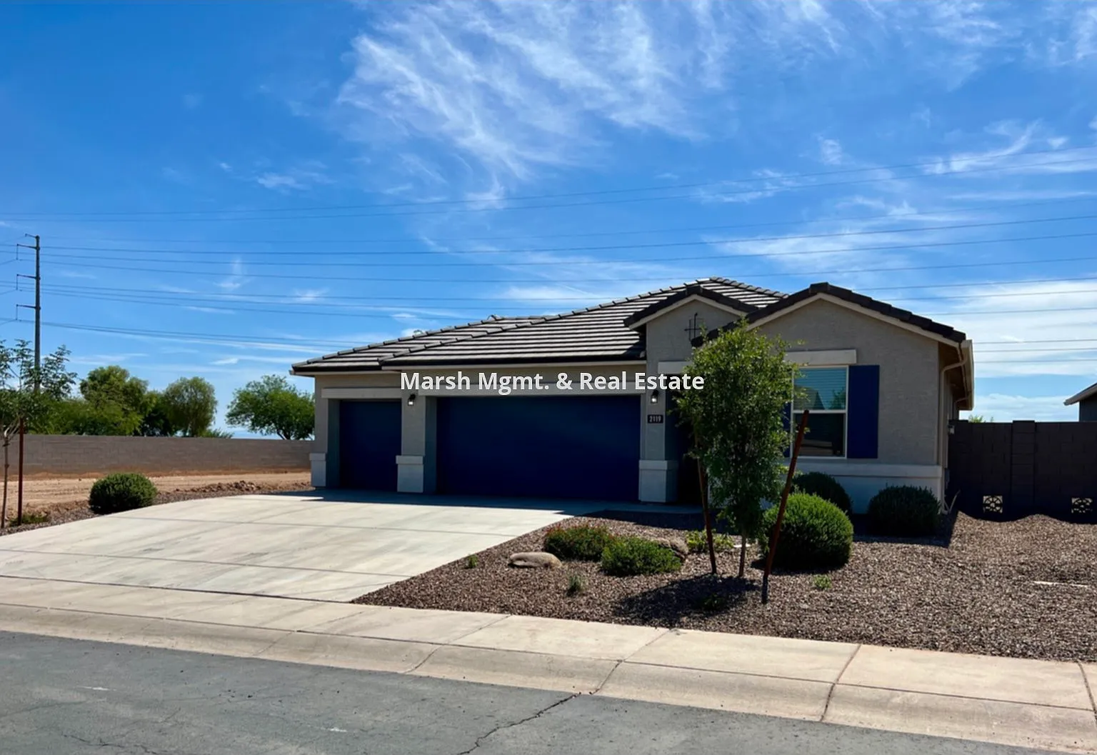 4 bed, 2.0 bath, 1918 sqft, $1,550 — Photo 2