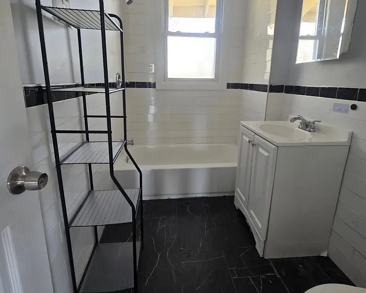 269 Goldsmith Ave #3L — Photo 5