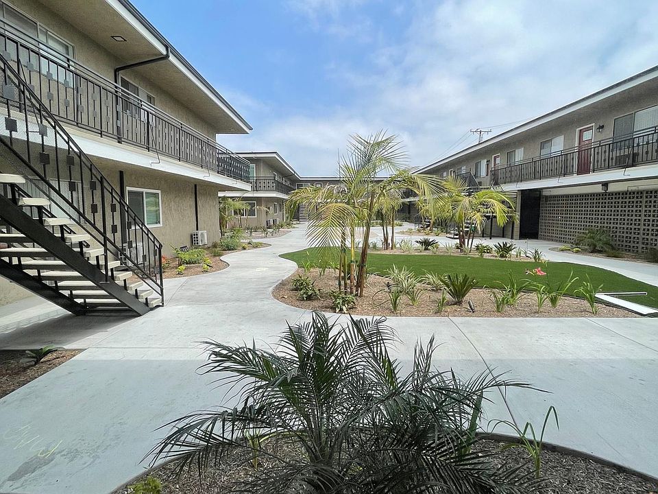 1st image of 816 S Marguerita Ave #7