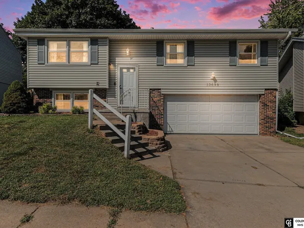 13648 W St, Omaha, NE 68137