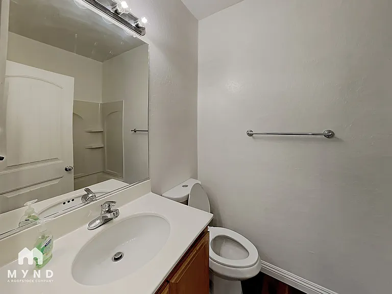 495 Westminster Hall Ave #103 — Photo 31