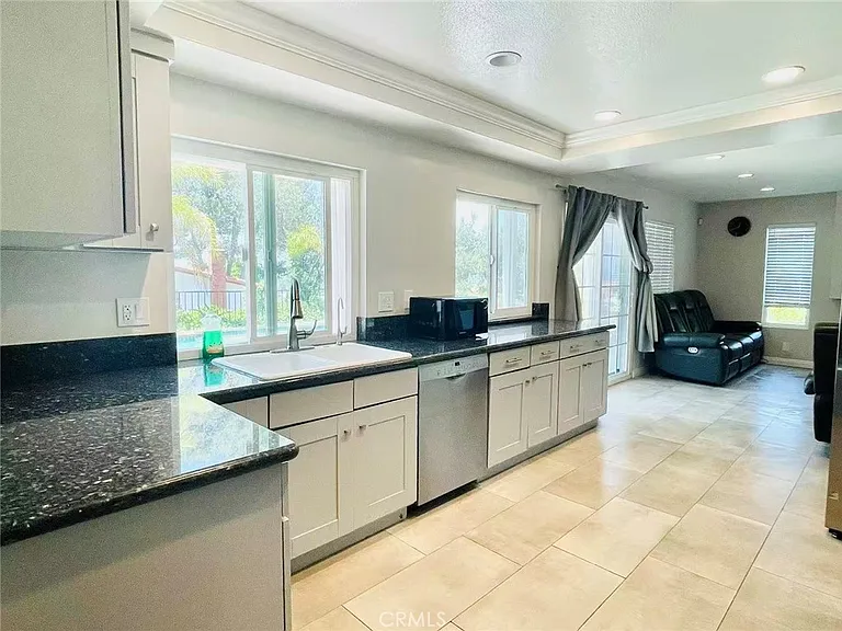 20431 Huntcliff Ln — Photo 8