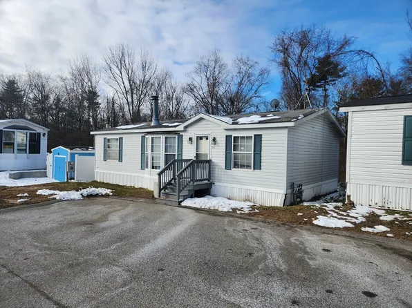 22-22C Alpine St, Rockland, MA 02370